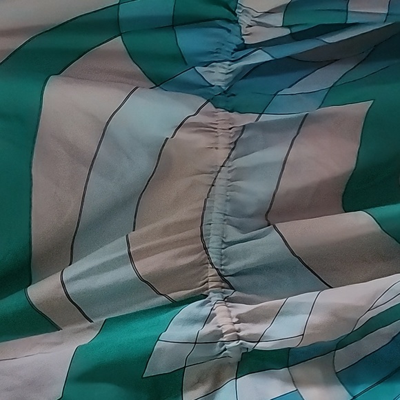 Fun top - Picture 3 of 5